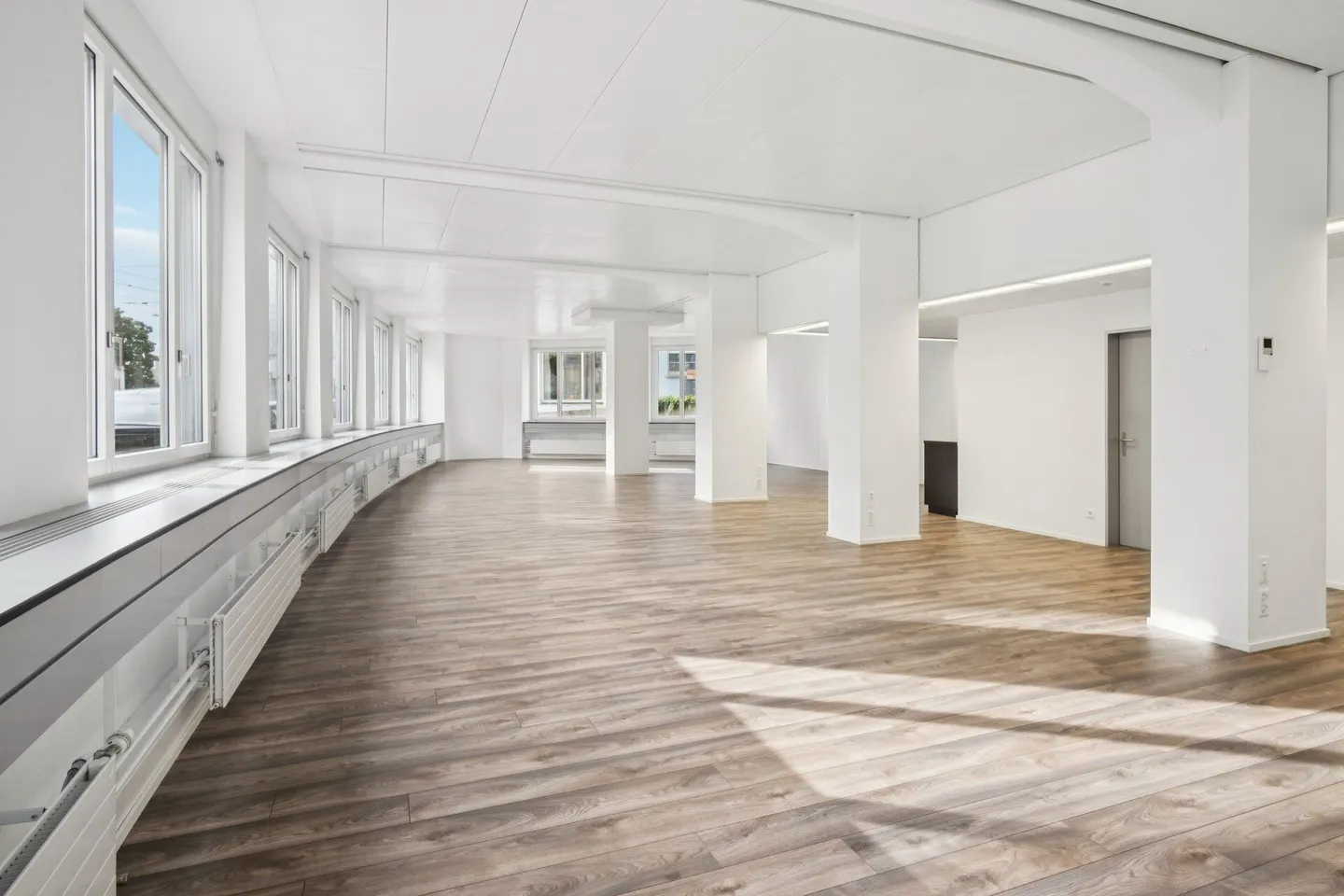 Spazio ufficio rappresentativo a Wollishofen - pronto per essere occupato - Foto 2 di 6