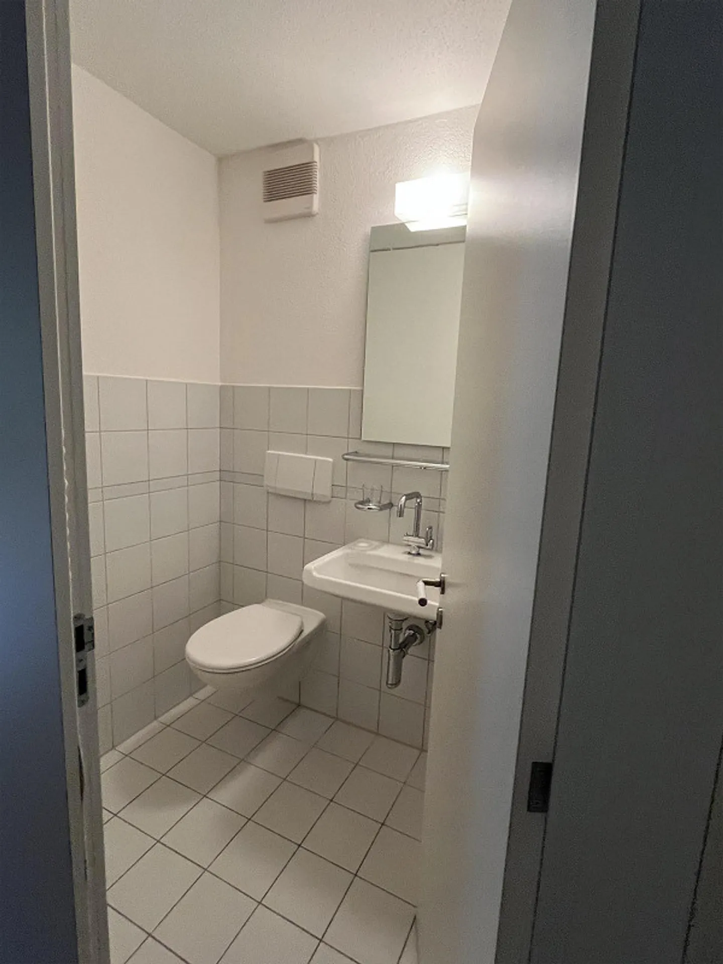 Appartement de jardin 3½ pièces incluant une place de parking de 116 m², jardin privé et deux espaces de sièges - Photo 12 sur 13