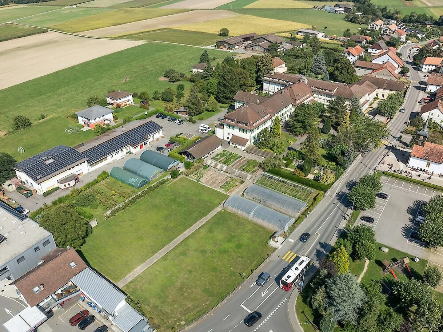 Verschiedene Büroflächen von 16m2 bis 100m2 - Foto 1 von 5