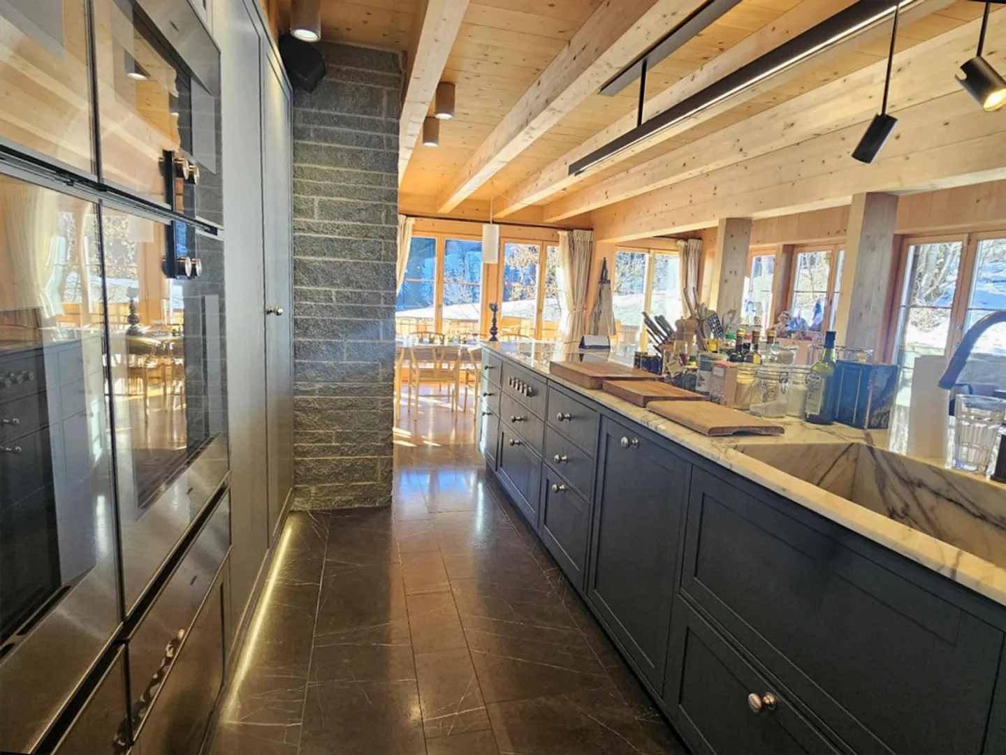 Luxus Chalet mit Panorama und höchster Privatspähre in Lauenen b. G... - Foto 9 von 13