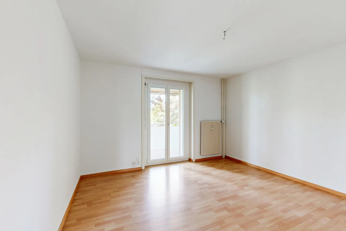 Renting without Deposit - Enjoy City Life Relaxed - Photo 6 of 9