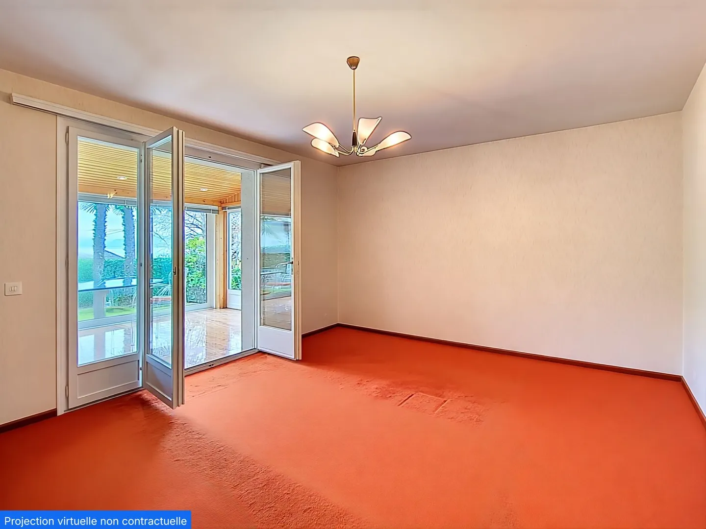 Esclusivo - Casa unifamiliare con 7 camere, piscina, giardino e vista lago. Da ristrutturare - Foto 12 di 19