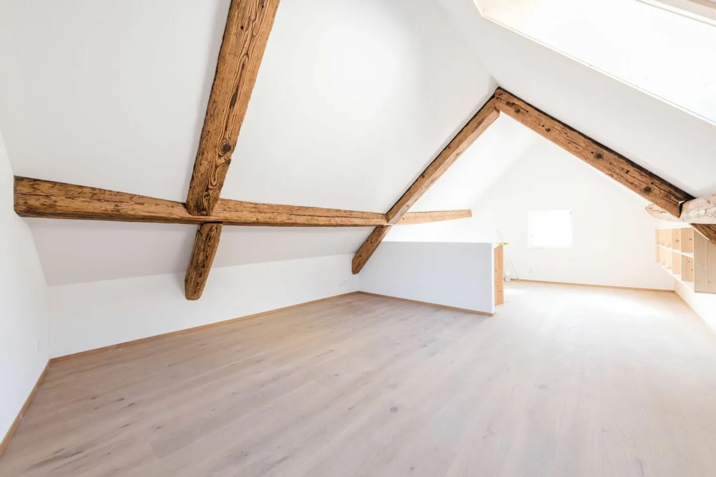 Einzigartige 3.5-Zimmer-Maisonettewohnung im Herzen der Altstadt - Photo 4 sur 16