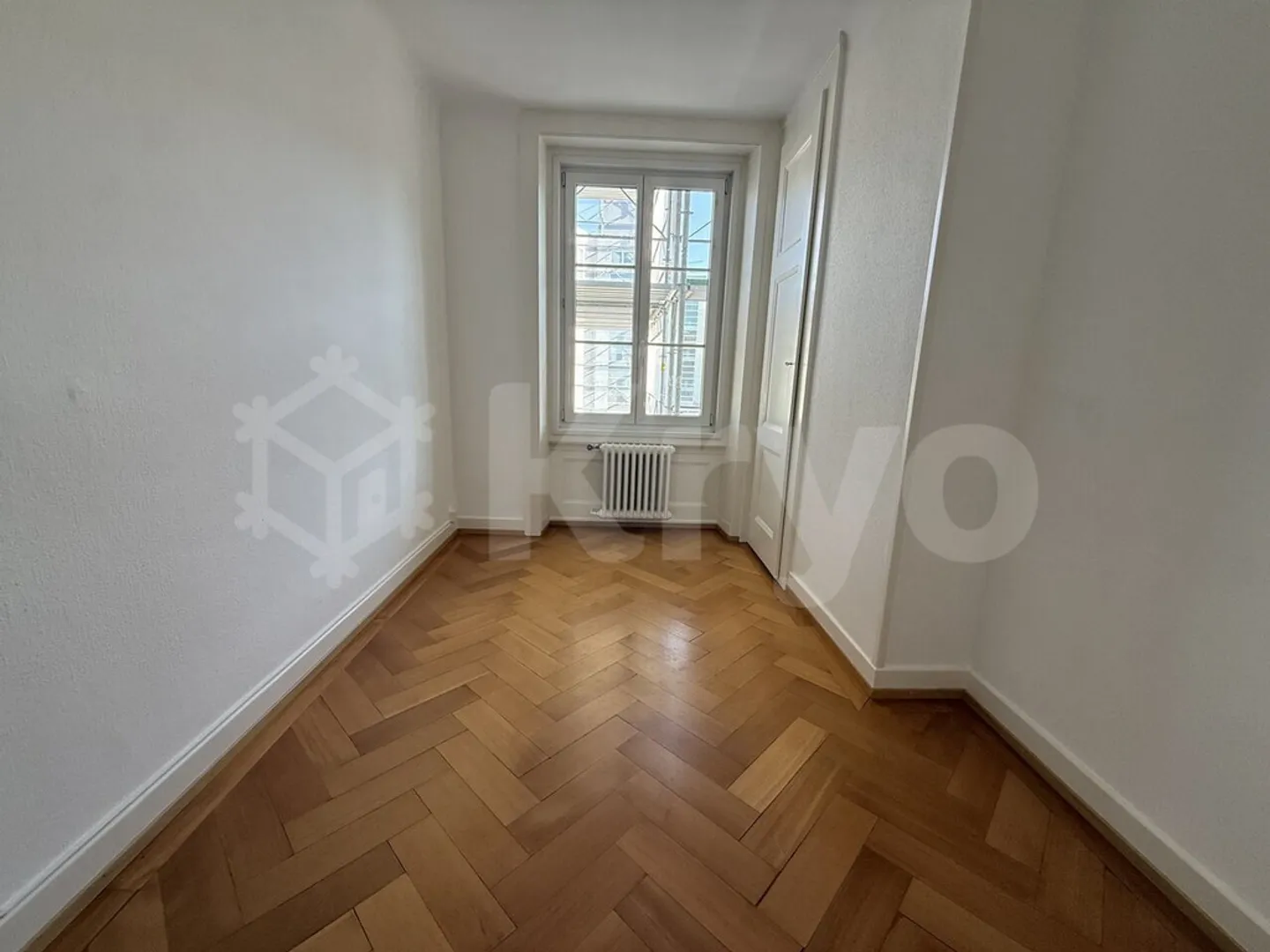Spacious and bright 3-room apartment with balcony and lake/Lausanne view - Photo 4 of 5