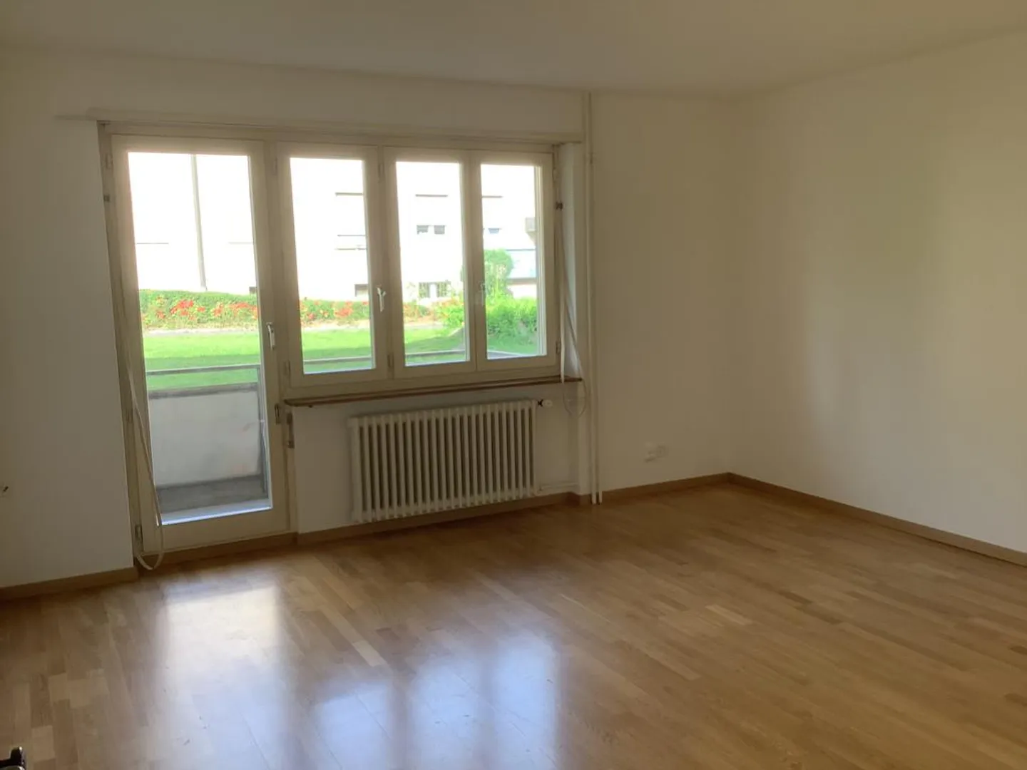 3.5 Room Apartment - Photo 4 of 6