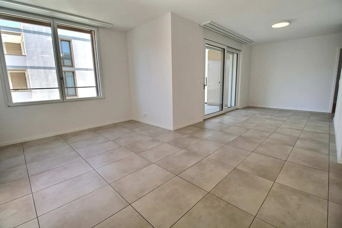 Magnificent new 4.5-room apartment for rent in Marly - Photo 2 of 12