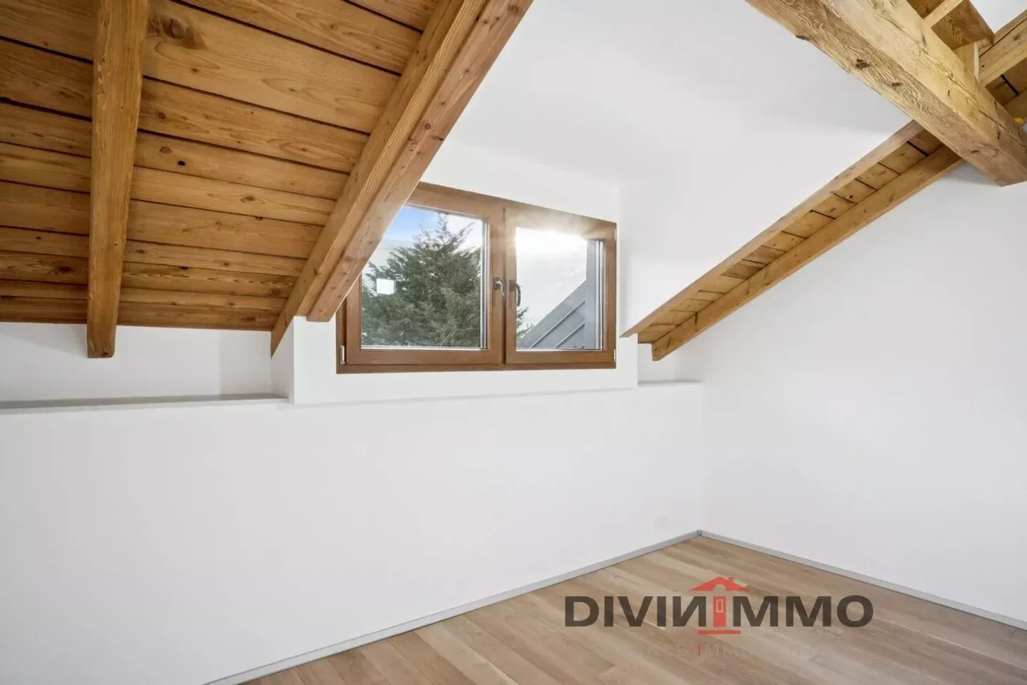 Attique charmant de 4.5 pièces - Photo 7 sur 13