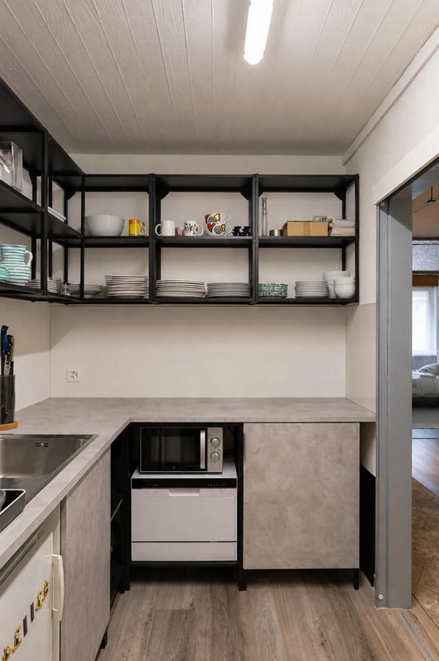 Bright 3.5-room apartment at Winkelriedplatz in Basel - Photo 5 of 11