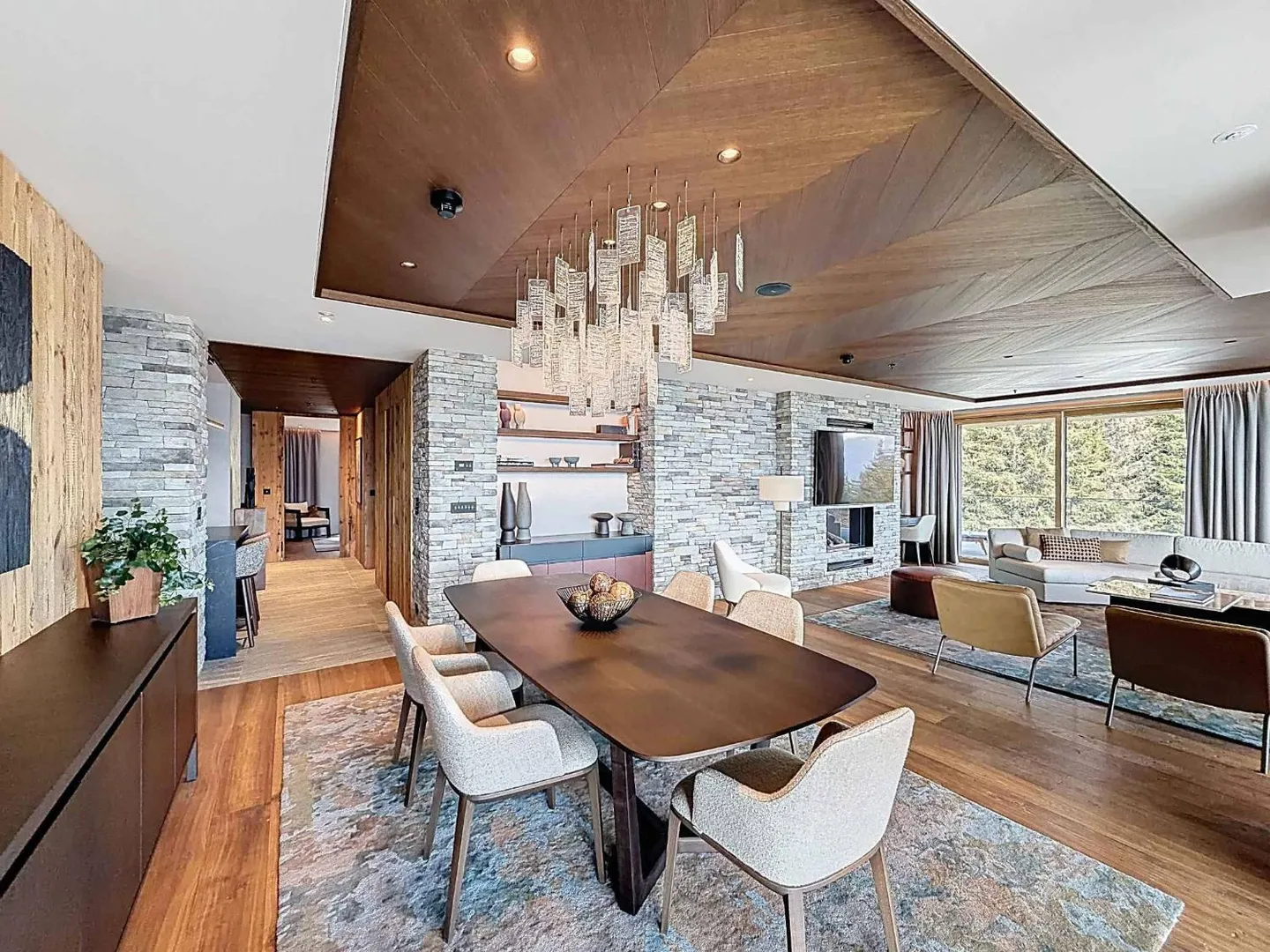 Appartamento di Lusso con Vista Alpina - Foto 3 di 13