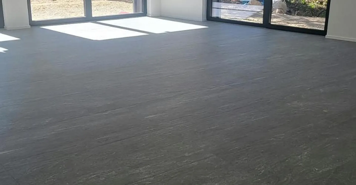 Espace Commercial au Centre du Village - Photo 3 sur 7