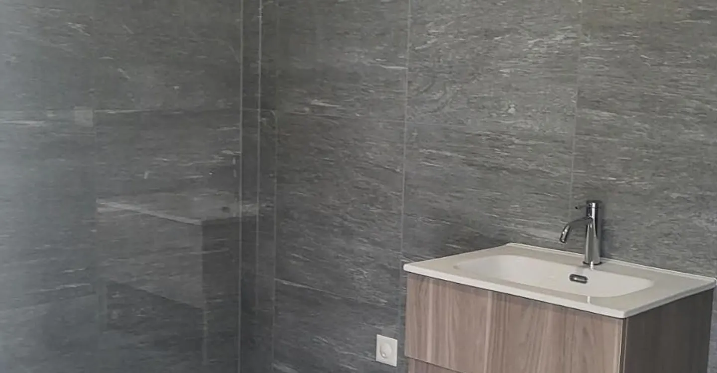 Espace Commercial au Centre du Village - Photo 7 sur 7