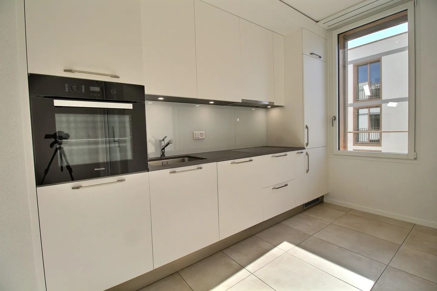 Magnificent new 2.5 room apartment for rent in Marly - Photo 3 of 8