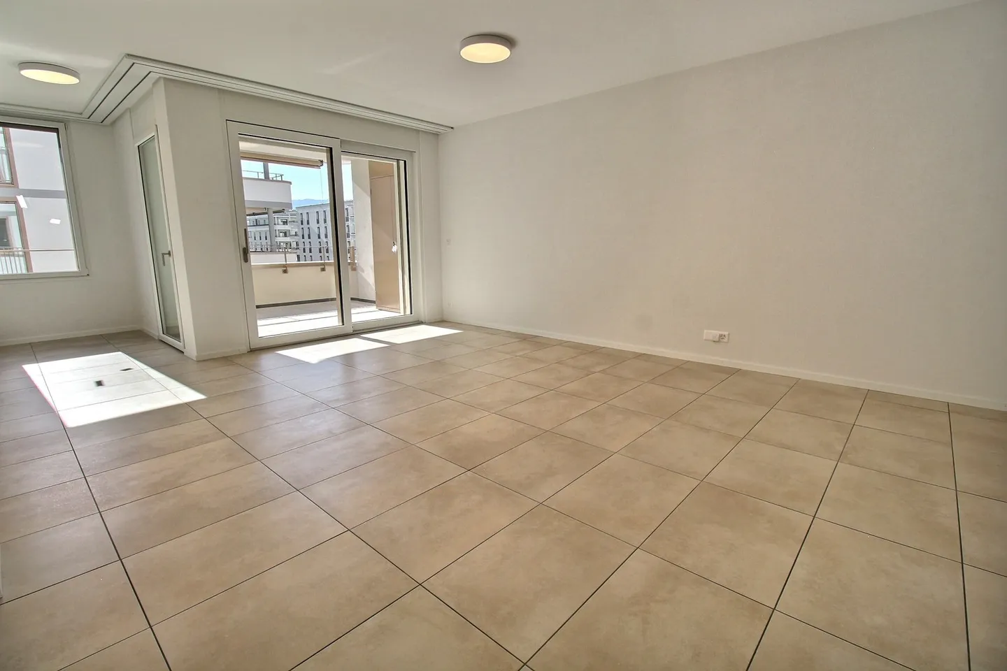 Magnificent new 2.5 room apartment for rent in Marly - Photo 1 of 8