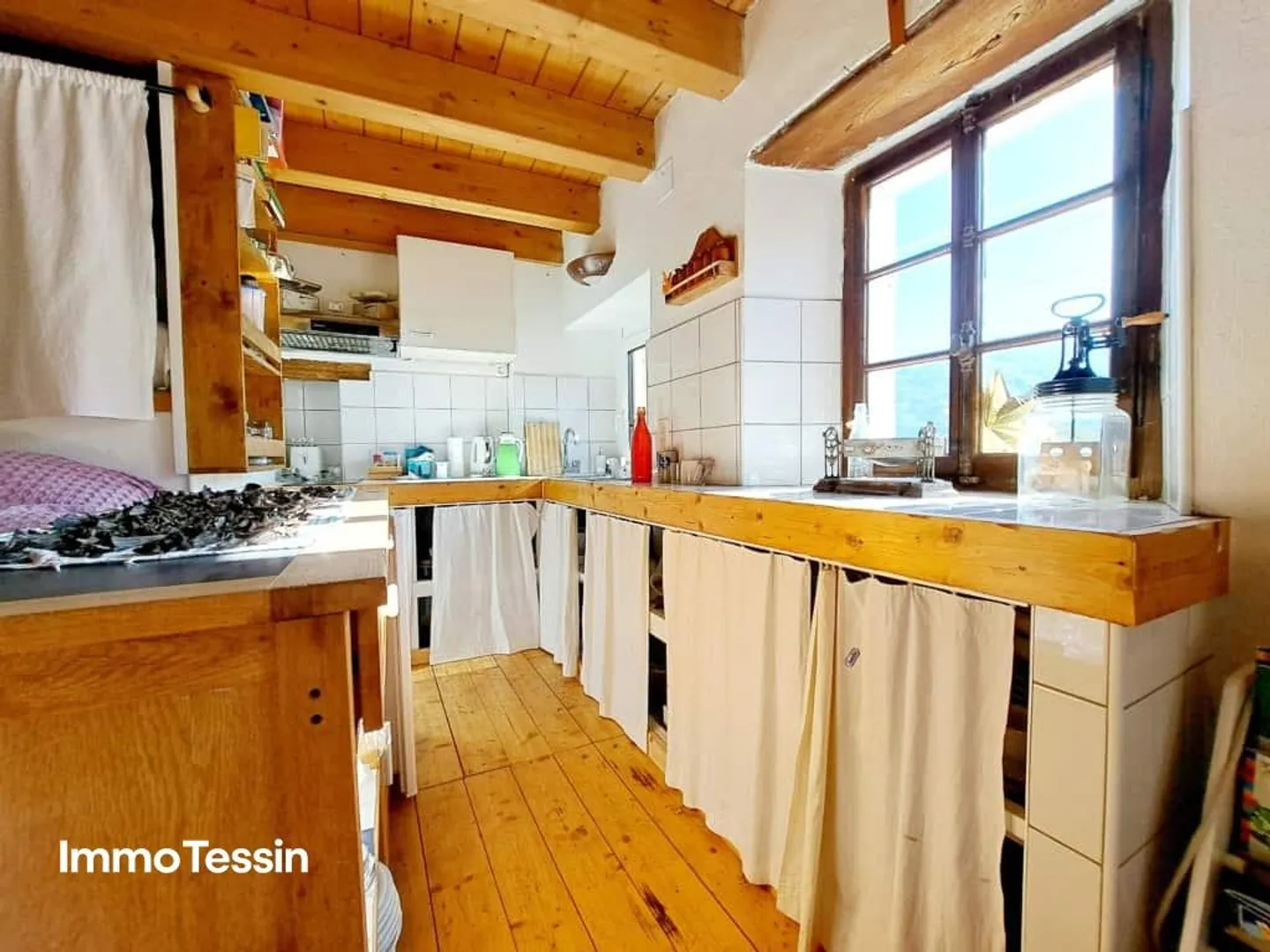 OPPORTUNITY: Hotel, B&B and holiday apartments near Lake Maggiore... - Photo 11 of 13