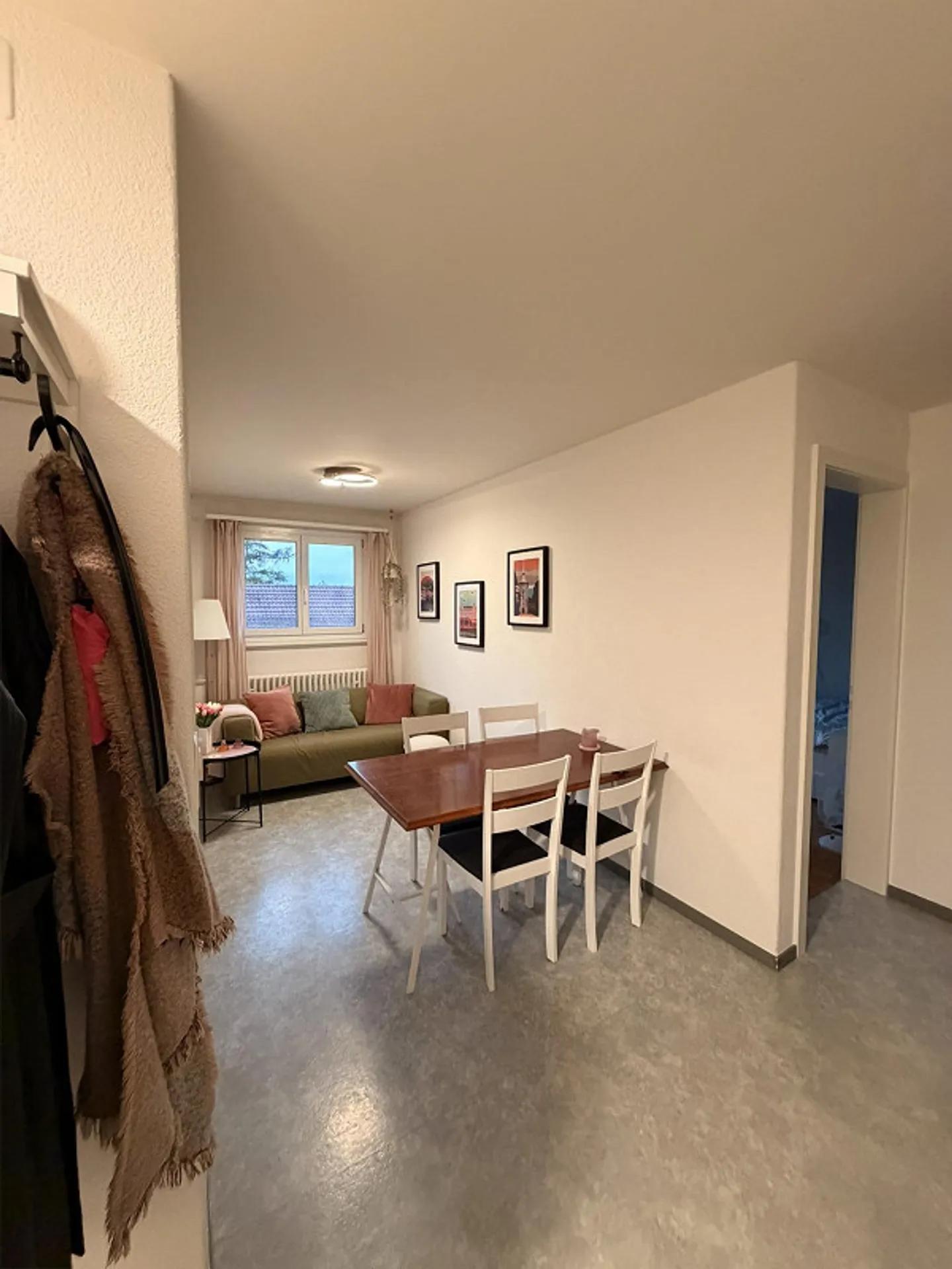 Appartement 2,5 pièces dans l'Enge extérieure - Photo 2 sur 8