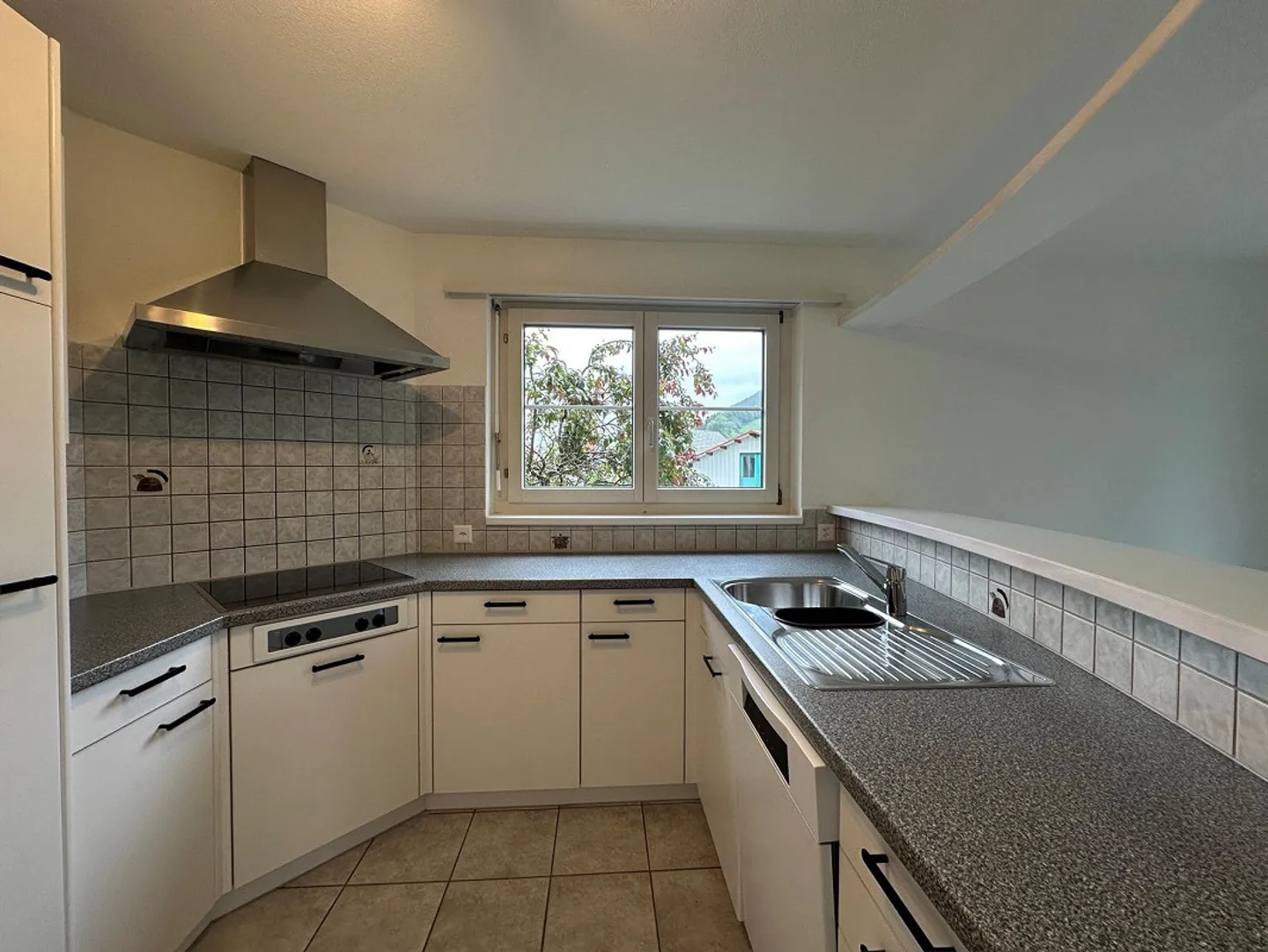 Charming multi-family house with four apartments - Photo 4 of 10