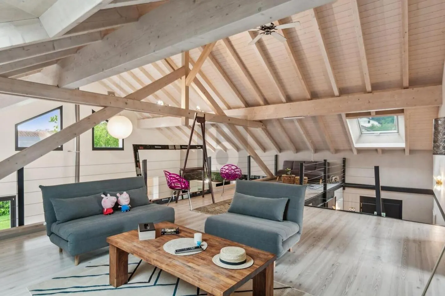 MAGNIFICENT, VERY SPACIOUS AND FULL OF LIGHT - Photo 5 of 6