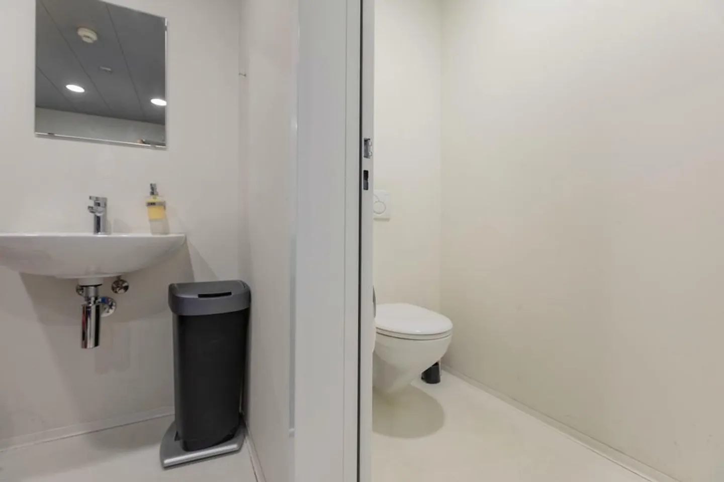 Avenches, for sale, commercial space and storage of 964.5 m2 - Photo 10 of 10