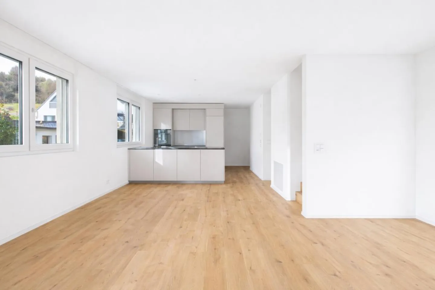 Charmantes Familienhaus mit Garten - Foto 2 von 10