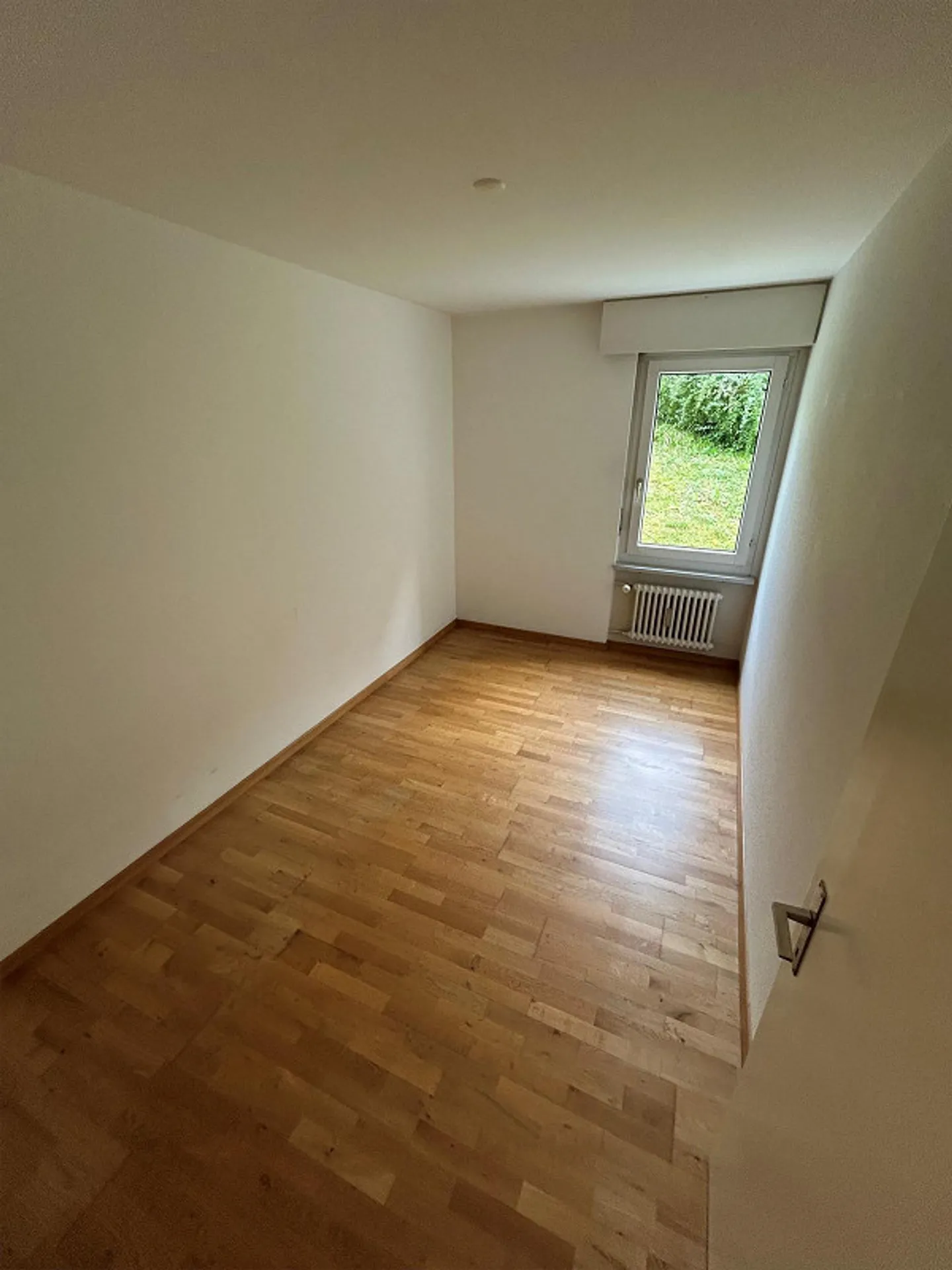 Bella appartamento tranquillo di 3,5 stanze con area salotto - Foto 7 di 7
