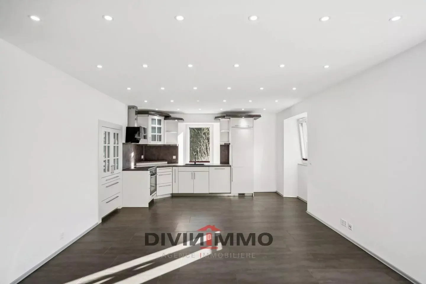 Typical 4.5-room apartment on the 1st floor - Photo 1 of 13