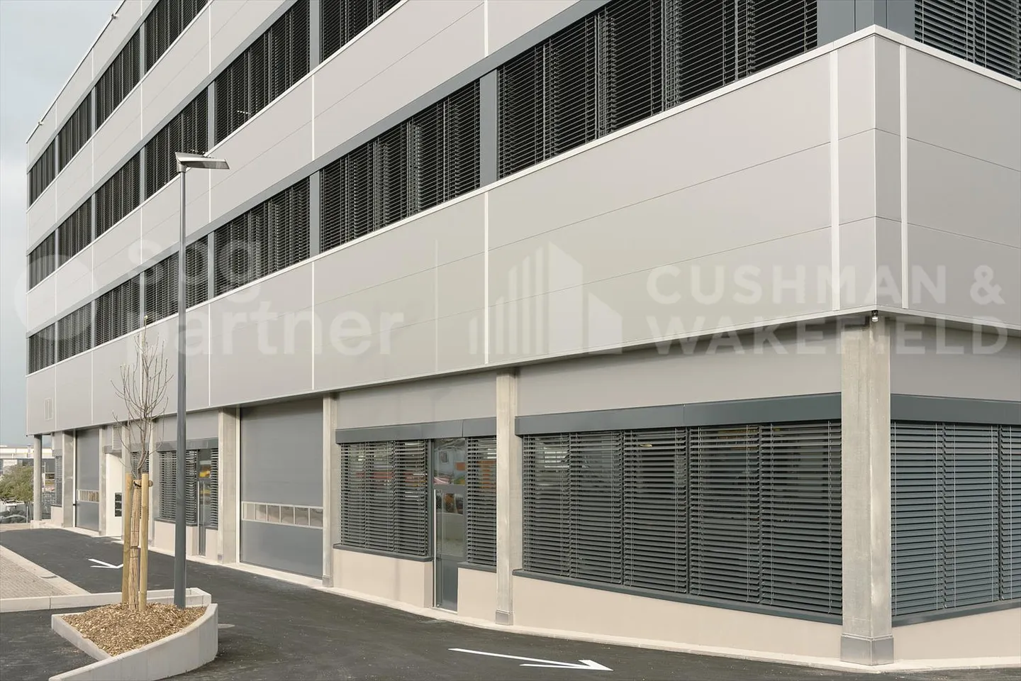 Vernier Trades - Industrial and Modular Workshops from 330 m² - Photo 4 of 13