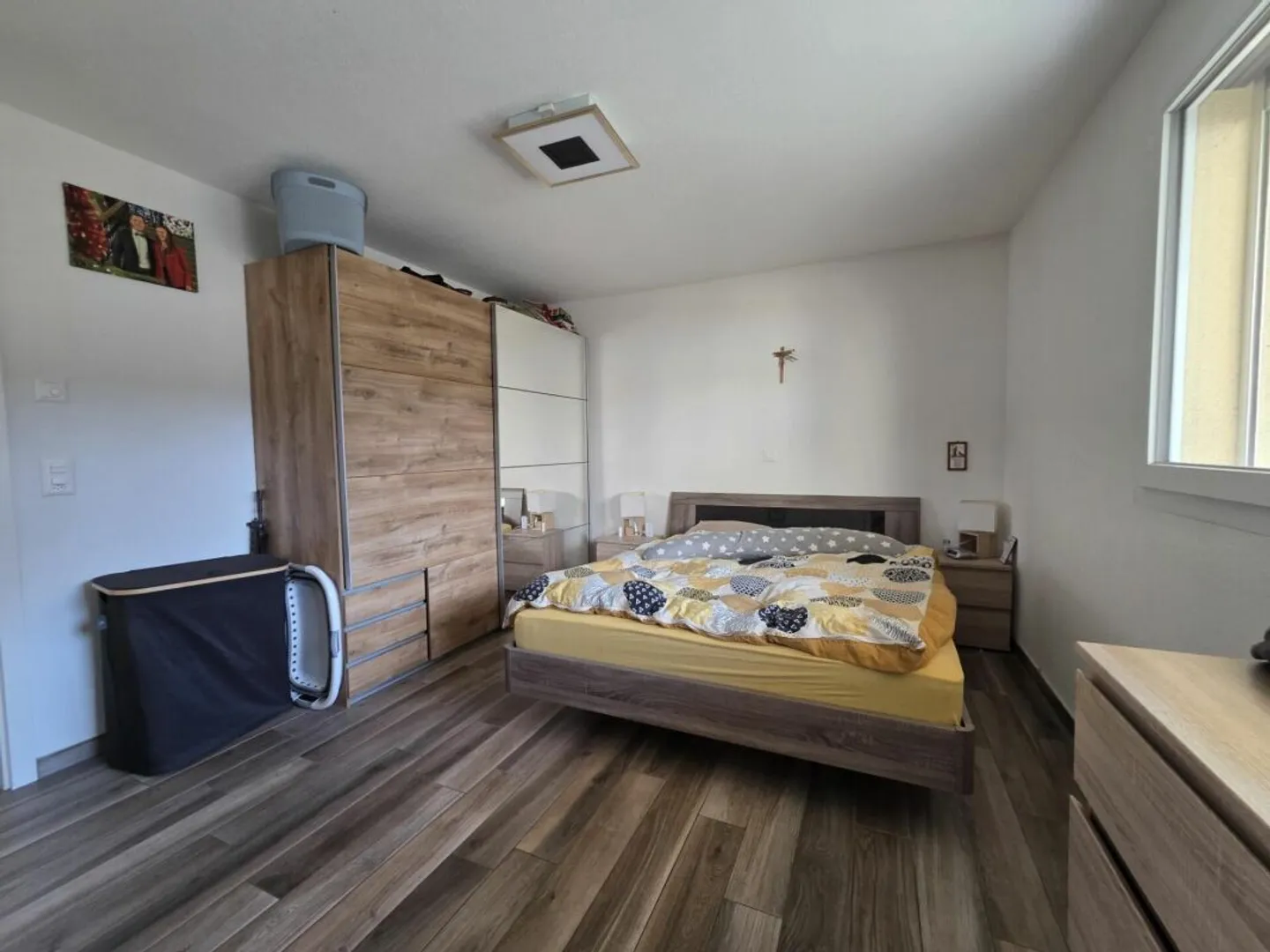 ZU ERGREIFEN - 4,5-Zimmer-Wohnung mit Terrasse und Innenparkplätzen - Foto 5 von 12