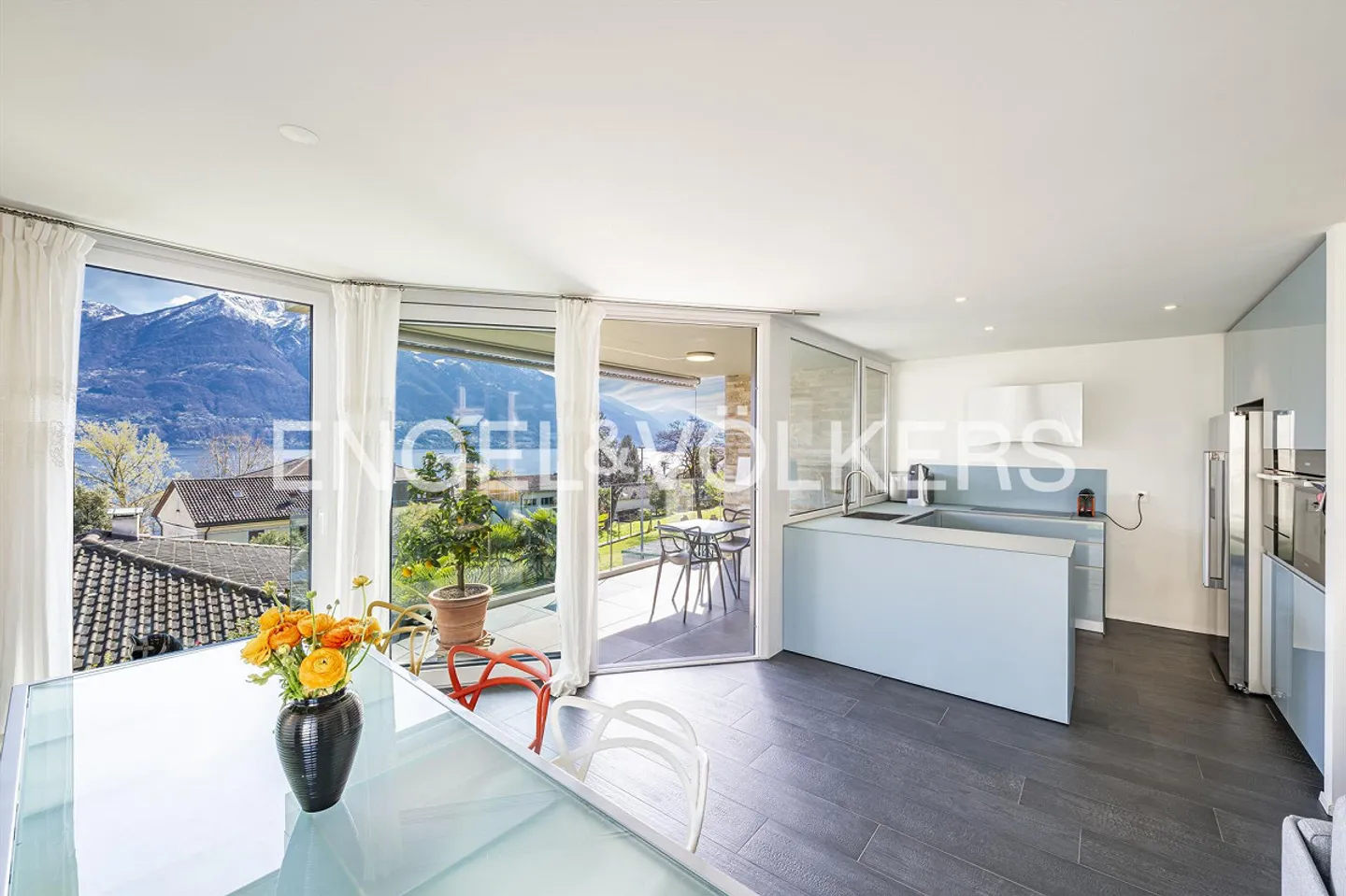 Appartement moderne avec vue sur le lac (52) - Photo 2 sur 3