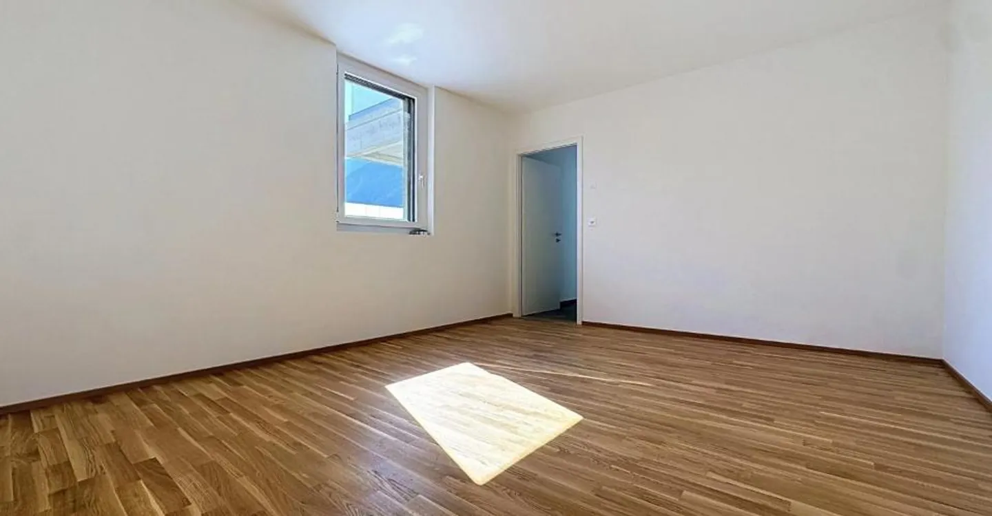 Appartamento 2.5 camere affascinante - Foto 4 di 10