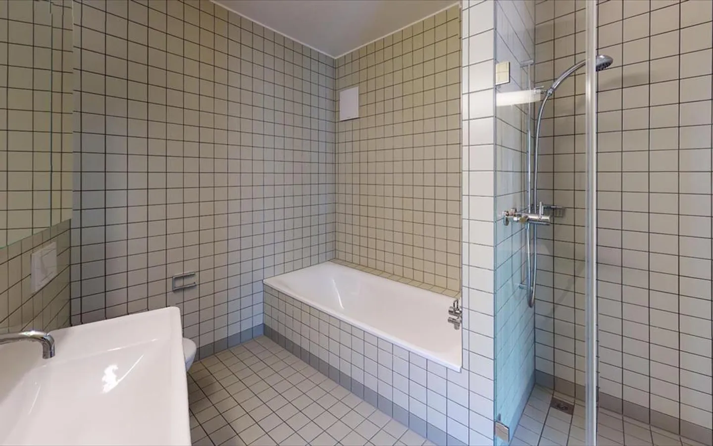 Rent without deposit - Perfect for commuters! - Photo 8 of 9