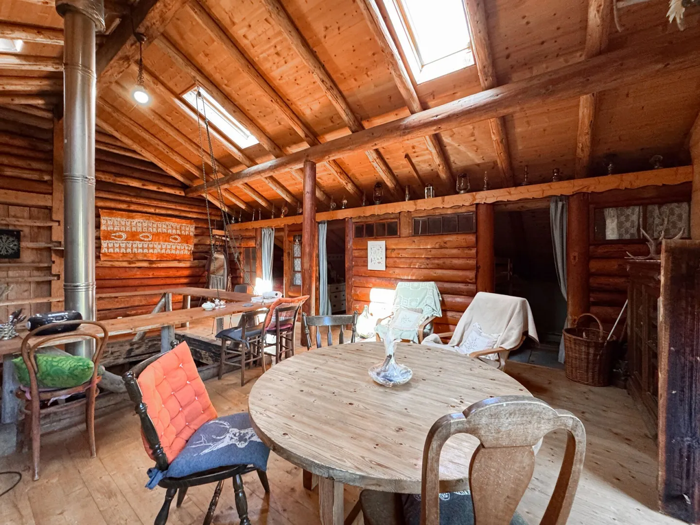 Proprietà rara - Chalet di 7,5 stanze immerso in 28.000 m² di foresta e prato. - Foto 9 di 19