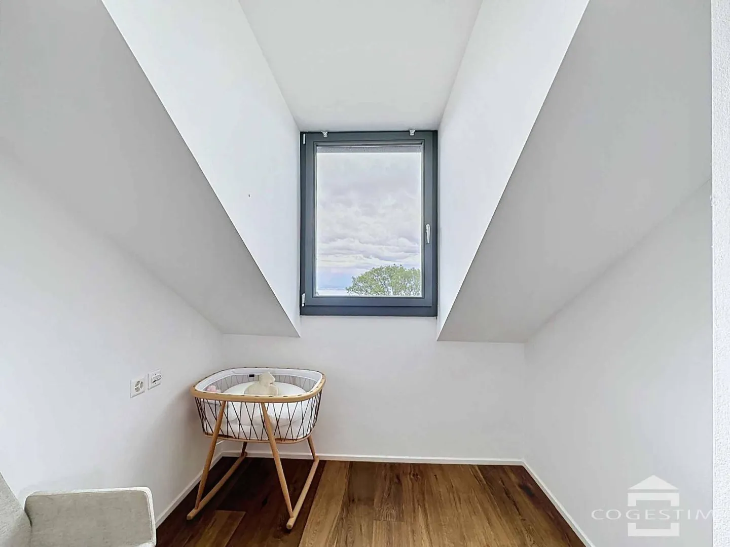Maison individuelle avec 6,5 pièces, entièrement rénovée - Photo 11 sur 13