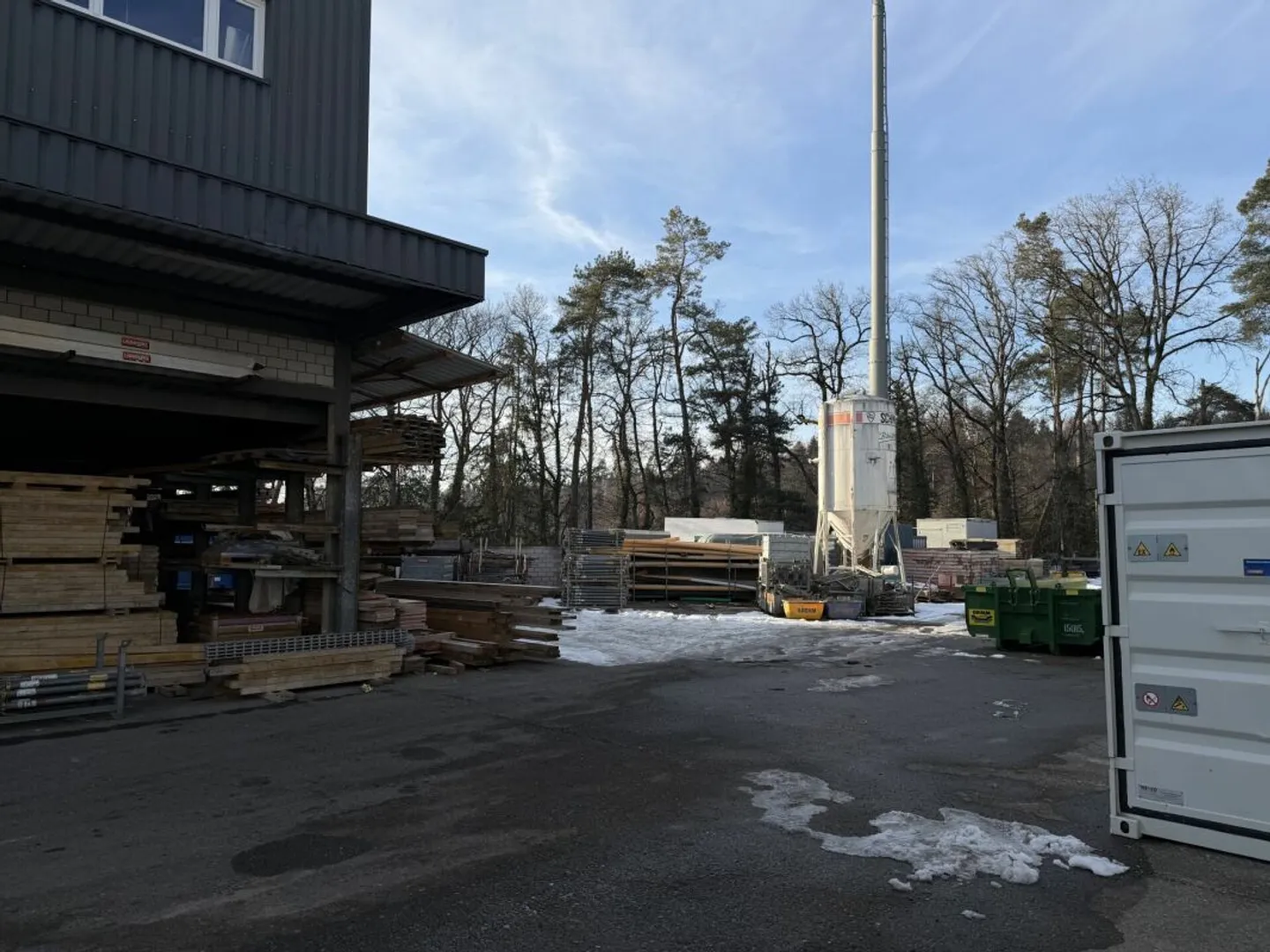 Spazio di stoccaggio con molte possibilità - Foto 7 di 7