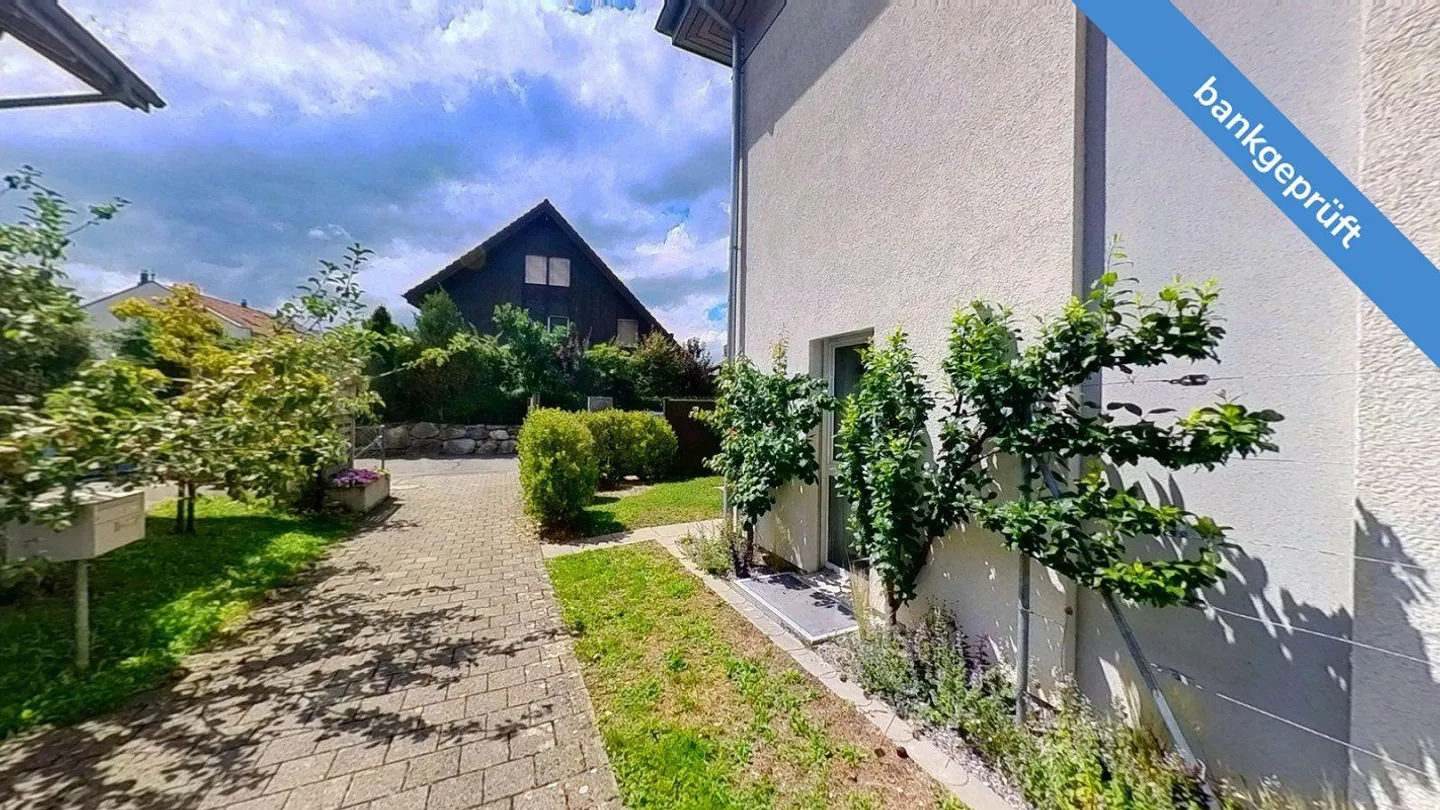 AgentSelly - Wohntraum mit ausgebautem Dachstock - Foto 12 von 13