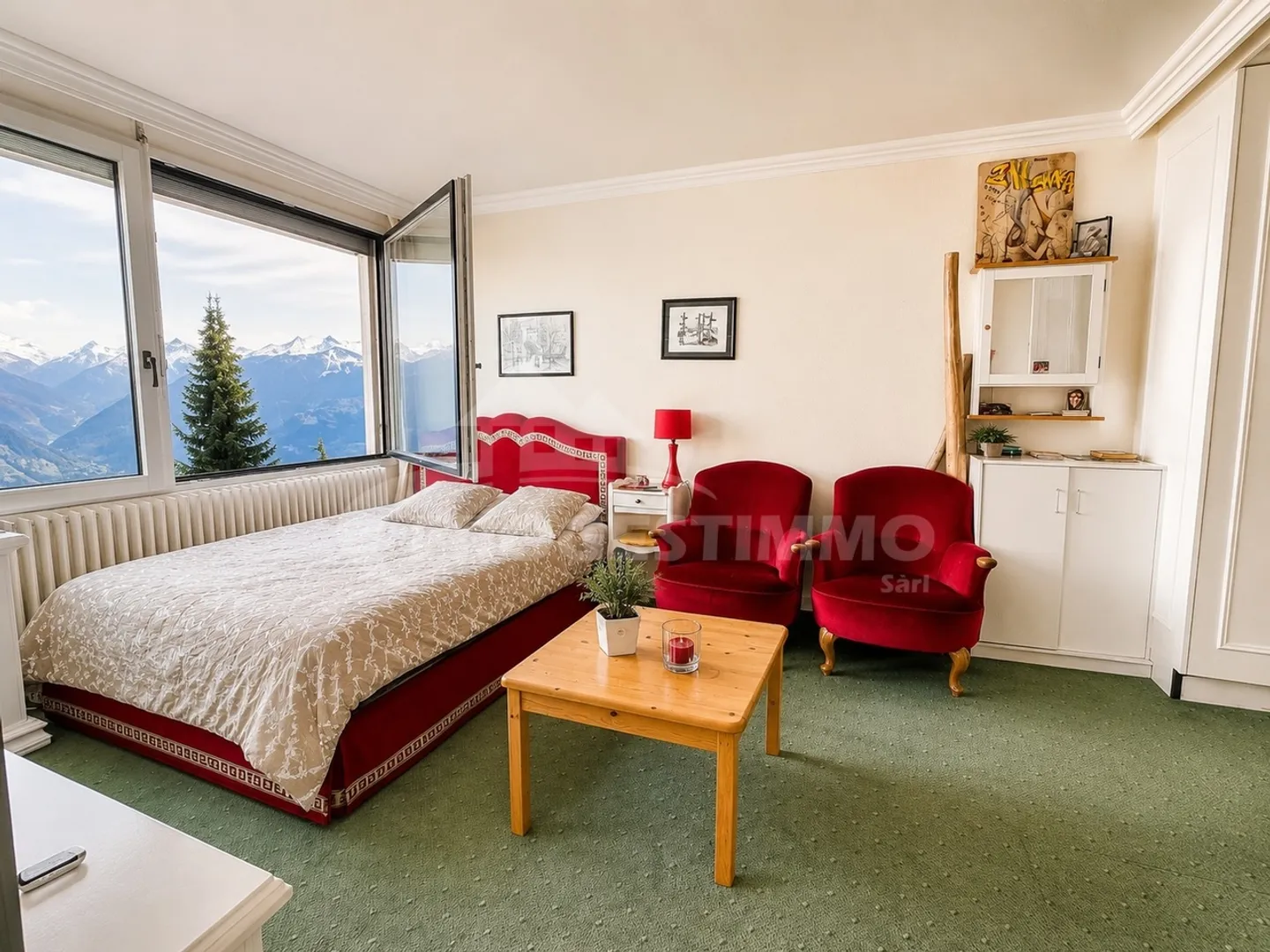 Stunning Duplex with Alpine Views - Photo 6 of 11