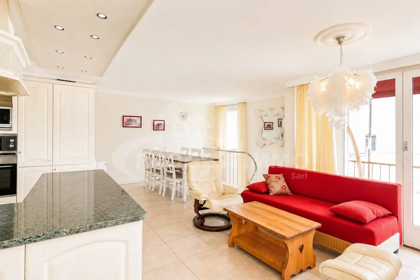 Stunning Duplex with Alpine Views - Photo 2 of 11