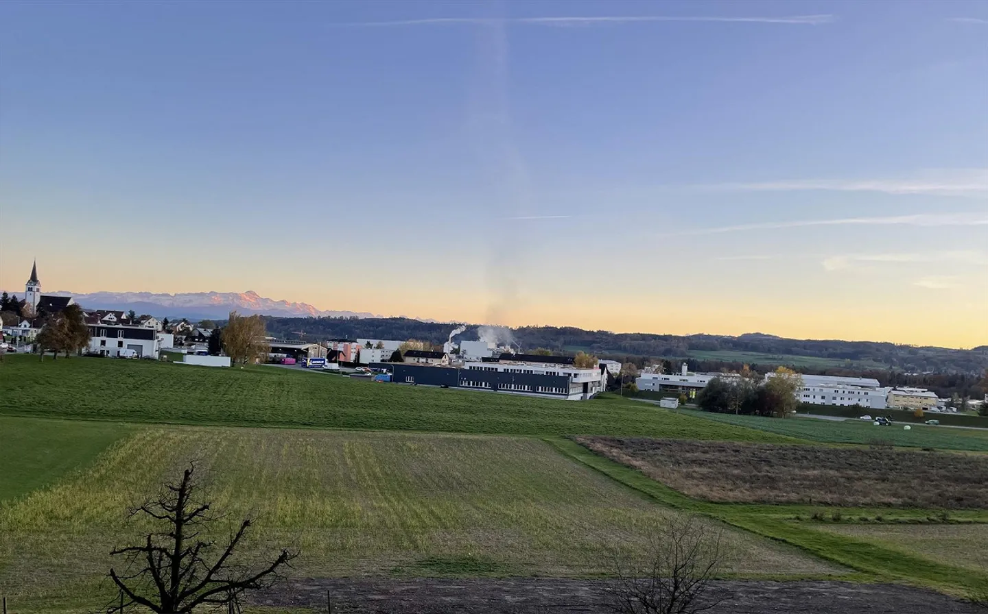 Luxuriöse 4.5 Zimmer-Wohnung mit wunderschöner Aussicht - Foto 8 von 8