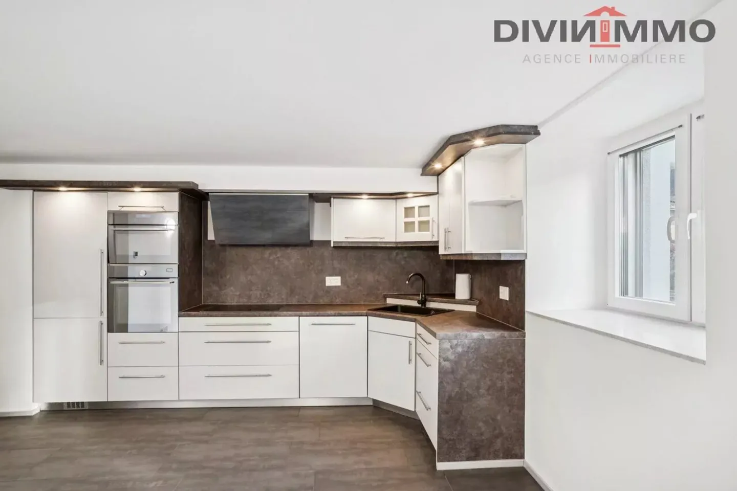Appartamento moderno con 2 camere da letto a Martigny, Svizzera - Foto 3 di 6