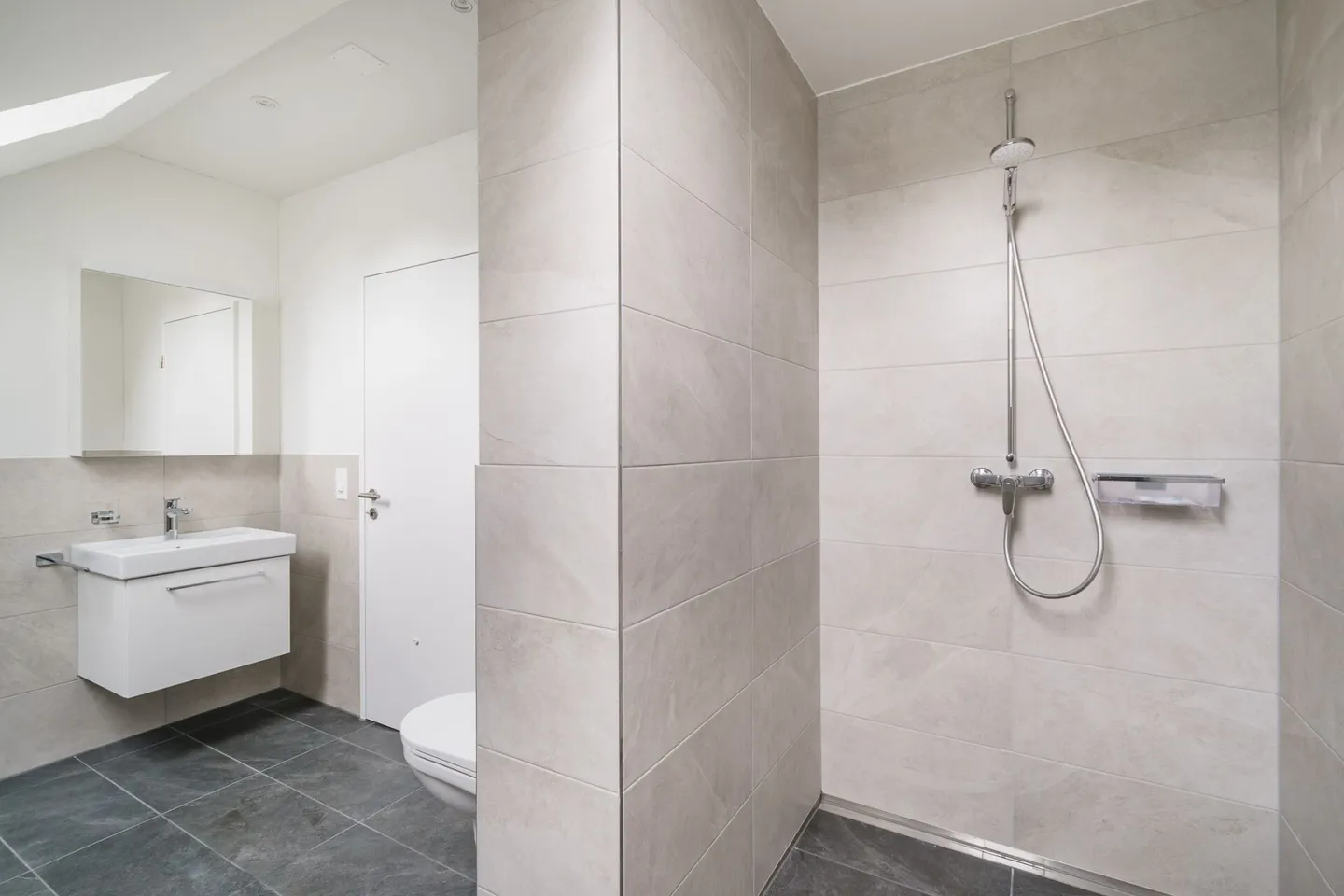 First rental: 3.5-room maisonette apartment - Photo 10 of 11