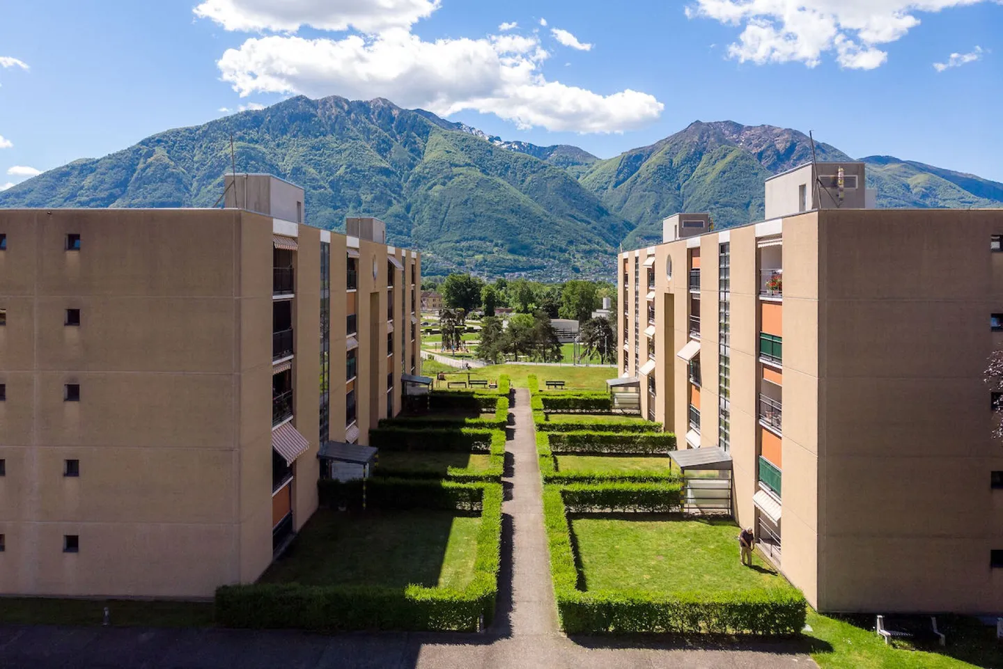 6300, Tenero, Via San Nicolao 34/36, Posteggio interno - Foto 1 di 7