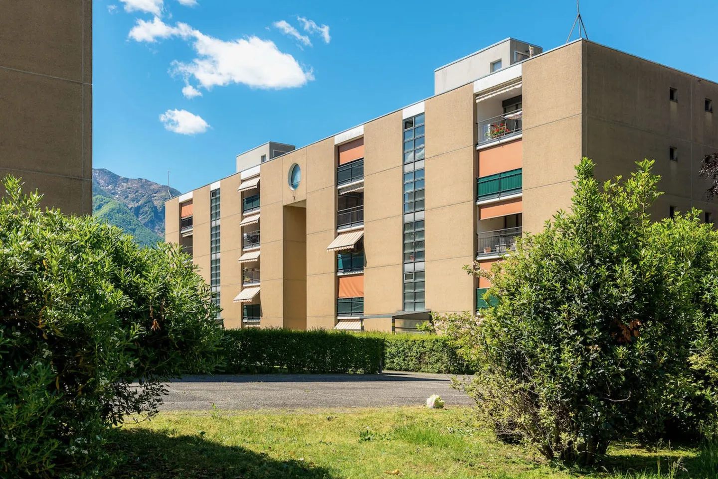 6300, Tenero, Via San Nicolao 34/36, Posteggio interno - Foto 3 di 7