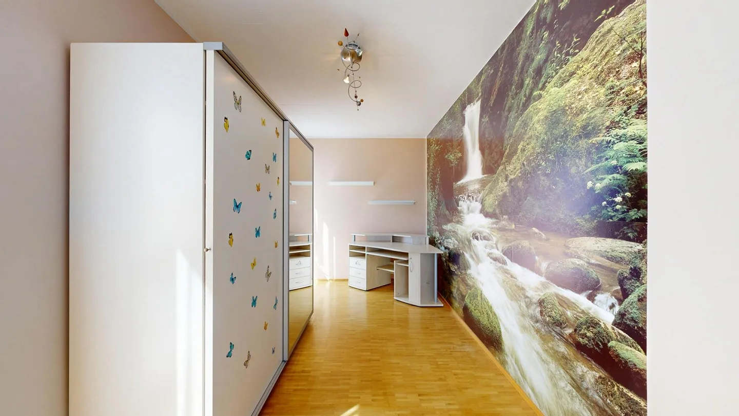 Geräumige Wohnung mit Balkon - Foto 11 von 16