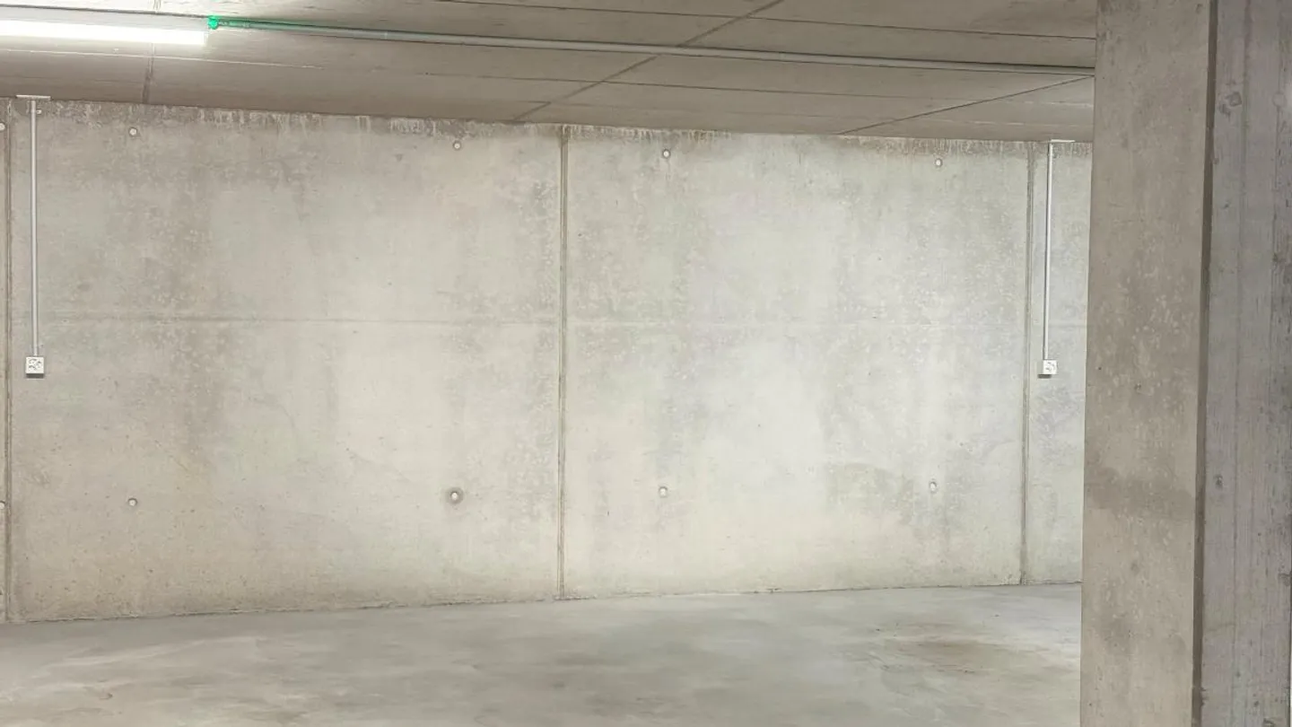 «Tiefgarage» - Foto 2 von 2