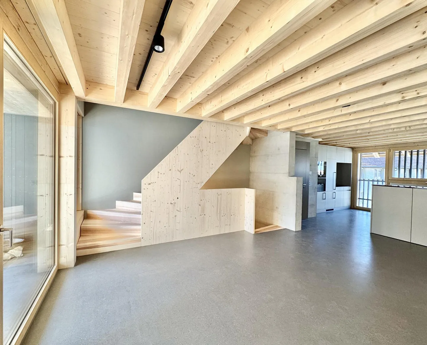 3.5 Room House Attached, Elevator, Top Expansion - Photo 3 of 9