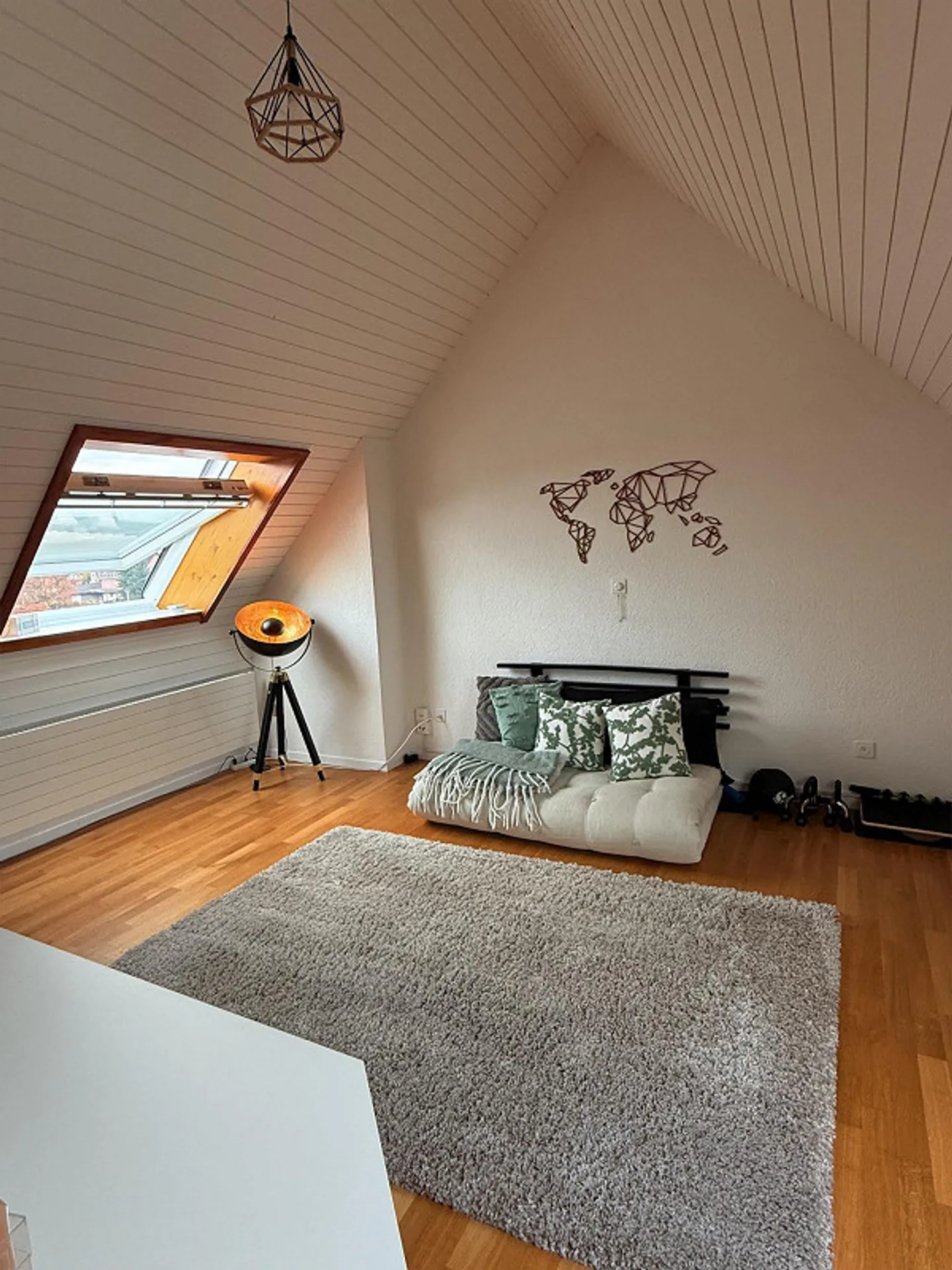 Appartamento duplex di 4,5 stanze incluso posto auto - Foto 9 di 11