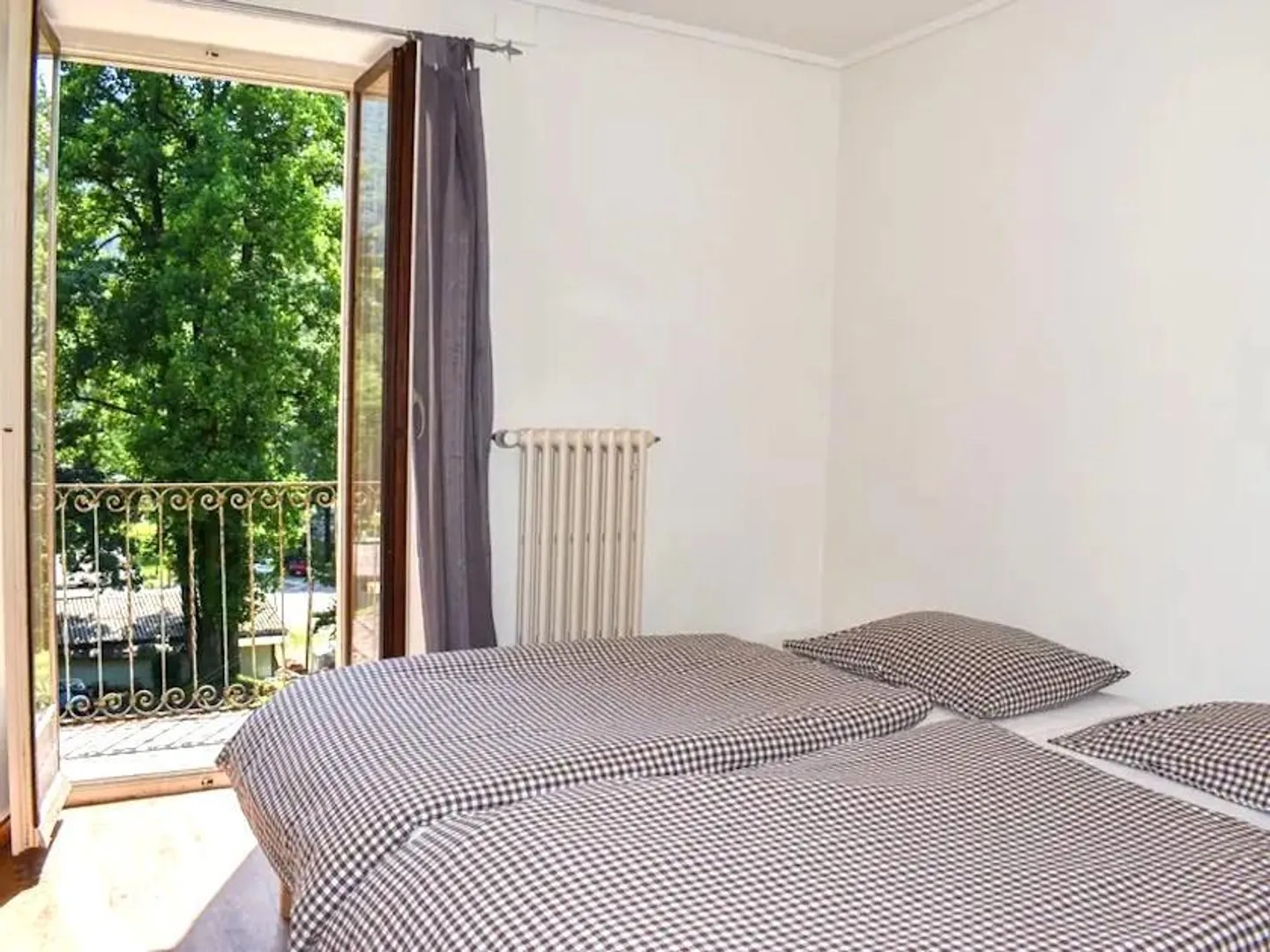 Tourist Structure with Pool and Restaurant in Malcantone - Photo 7 of 10