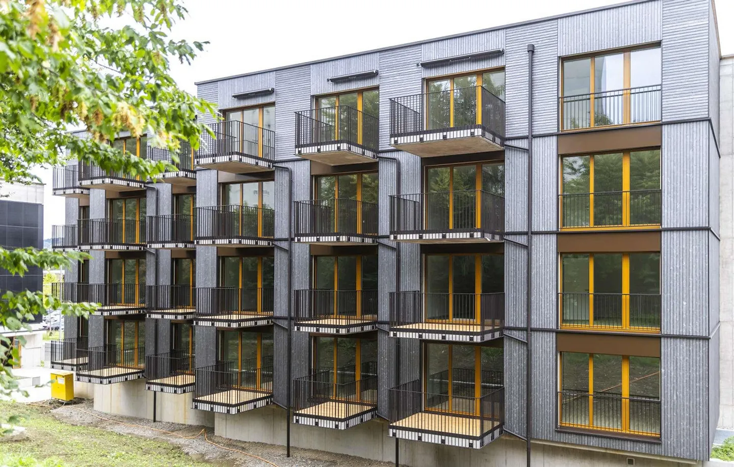 Modern Living in St. Gallen - Exclusive 1-Room Apartments - Photo 1 of 6