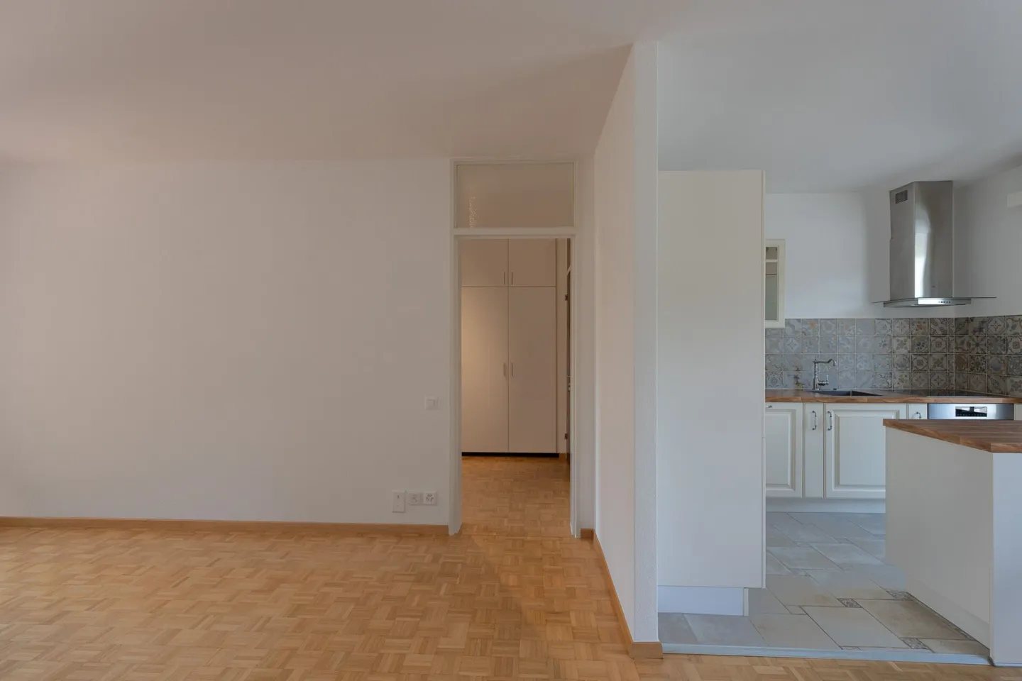 4.5-room apartment in the green with swimming pool - Photo 8 of 24