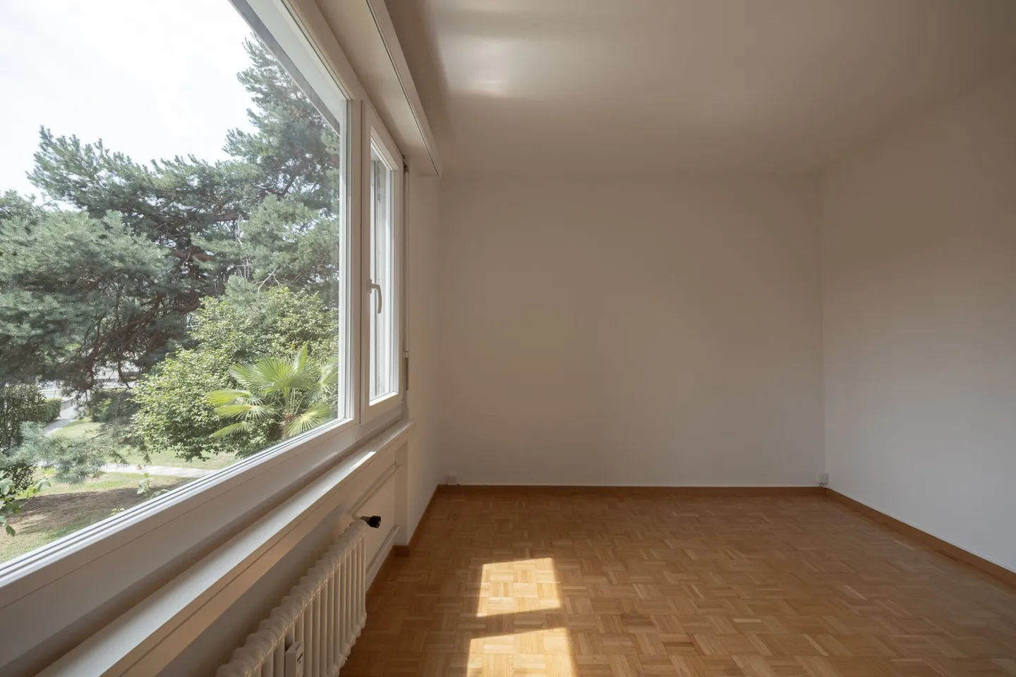 4.5-room apartment in the green with swimming pool - Photo 11 of 24