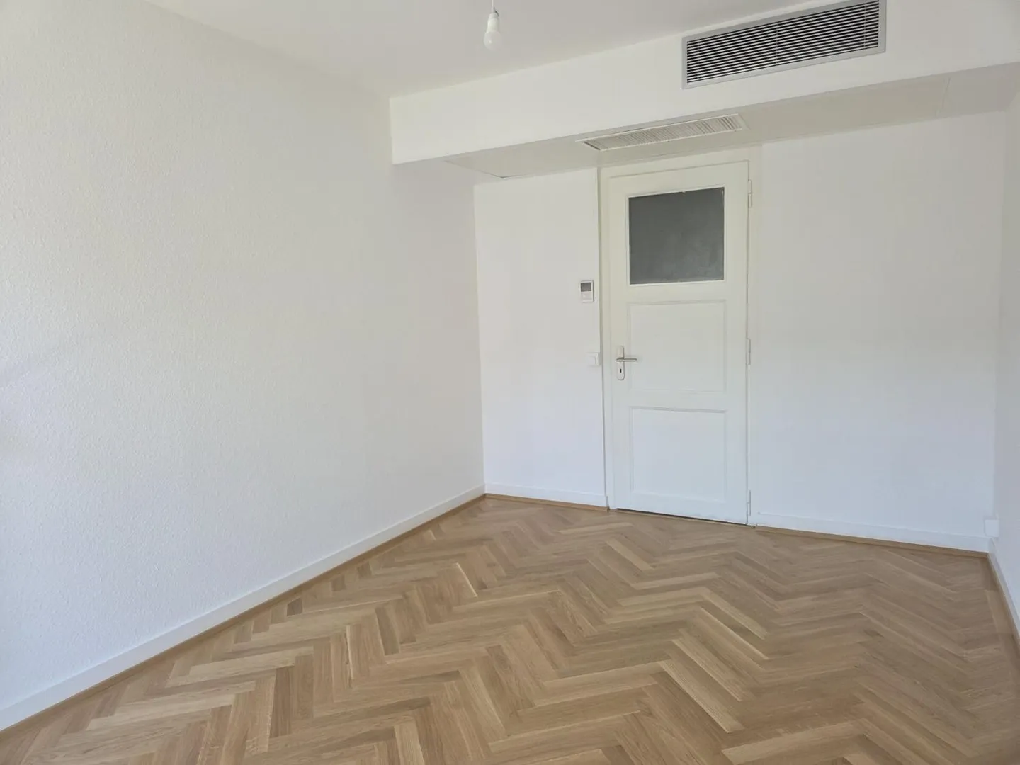 Renovierte Büros - 49 m² im Herzen von Genf - Foto 3 von 8